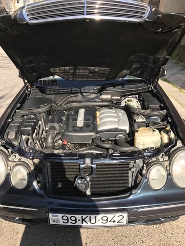 Mercedes E 220 2000, 340,000 km - 2.2 l - Bakı
