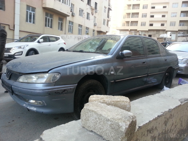 Peugeot 406 2002, 300,000 km - 1.8 л - Bakı