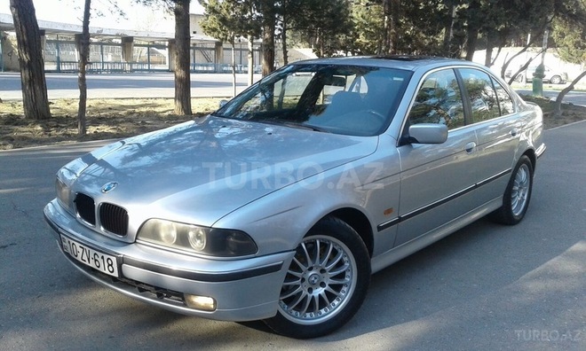 BMW 523 1996, 298,000 km - 2.5 l - Sumqayıt