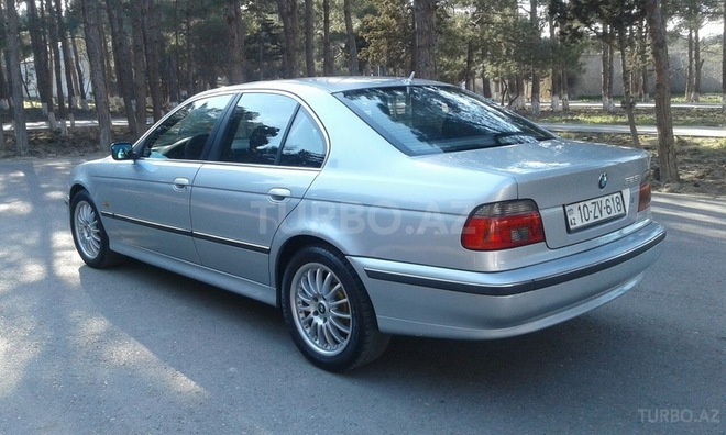 BMW 523 1996, 298,000 km - 2.5 l - Sumqayıt
