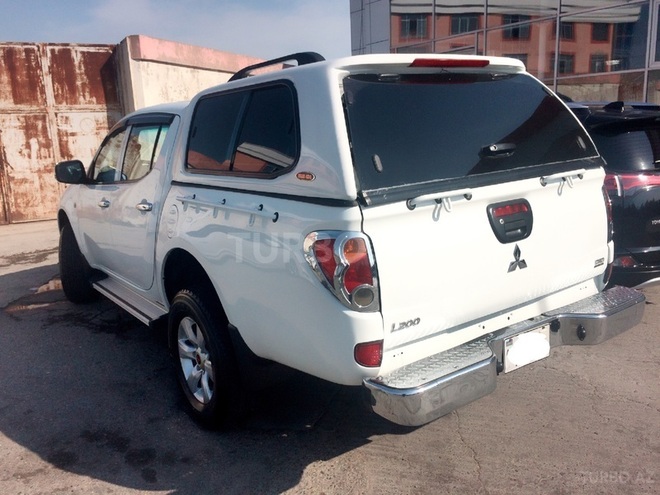 Mitsubishi L200 2014, 77,619 km - 2.5 l - Bakı