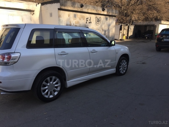 Mitsubishi Airtrek 2001, 256,000 km - 2.0 l - Bakı