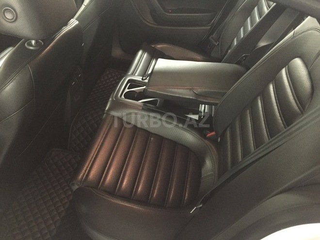 Volkswagen Passat CC 2011, 110,000 km - 2.0 l - Bakı