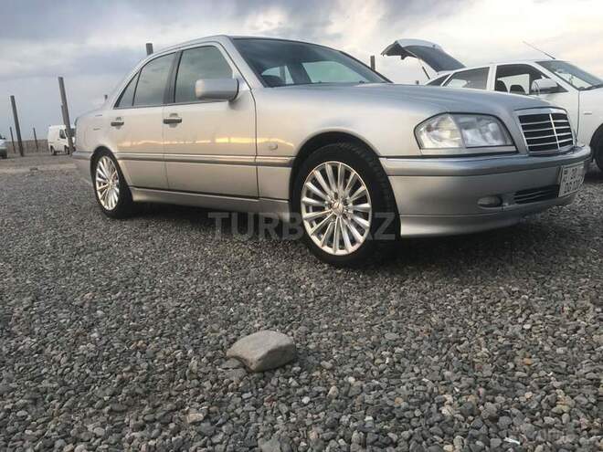 Mercedes C 240 2000, 247,980 km - 2.4 l - Gəncə