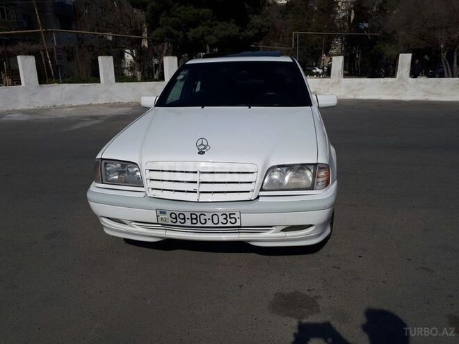 Mercedes C 200 1997, 265,000 km - 0.2 l - Bakı