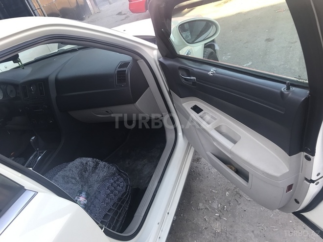 Chrysler 300C 2005, 140,000 km - 2.7 l - Bakı