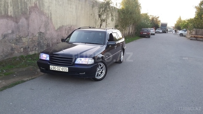 Mercedes C 200 1999, 260,000 km - 2.0 l - Bakı