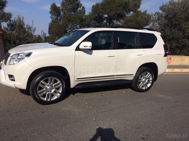 Toyota Prado 2010, 80,000 km - 2.7 л - Bakı