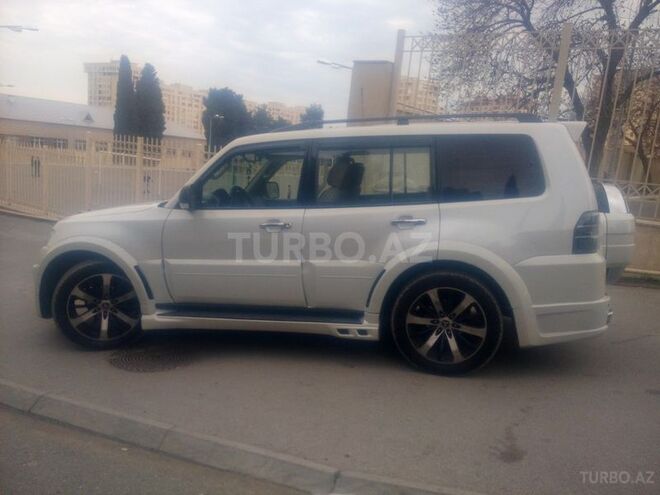 Mitsubishi Pajero 2007, 200,000 km - 3.0 л - Bakı