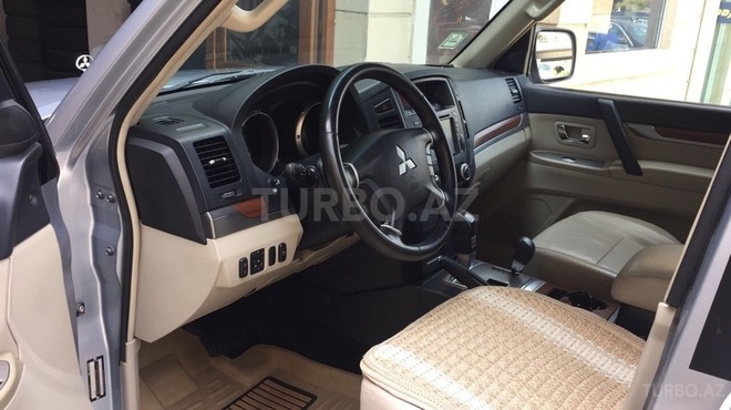 Mitsubishi Pajero 2007, 230,000 km - 3.0 л - Bakı