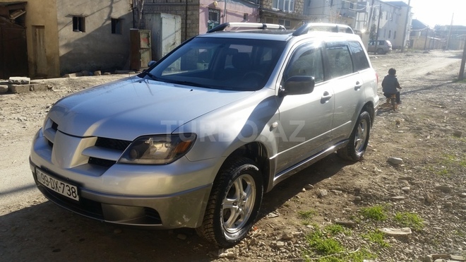 Mitsubishi Outlander 2002, 183,000 km - 2.4 l - Xaçmaz