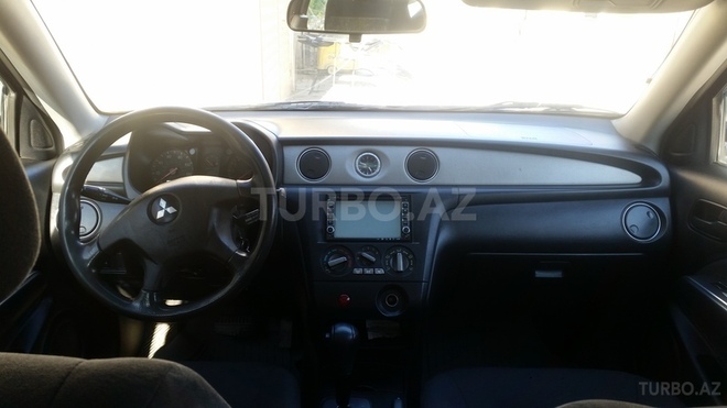 Mitsubishi Outlander 2002, 183,000 km - 2.4 l - Xaçmaz