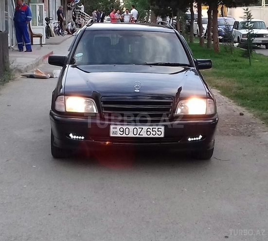 Mercedes C 200 1999, 258,000 km - 2.0 l - Bakı