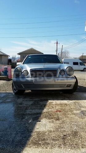 Mercedes E 300 1999, 235,632 km - 3.0 l - Bakı