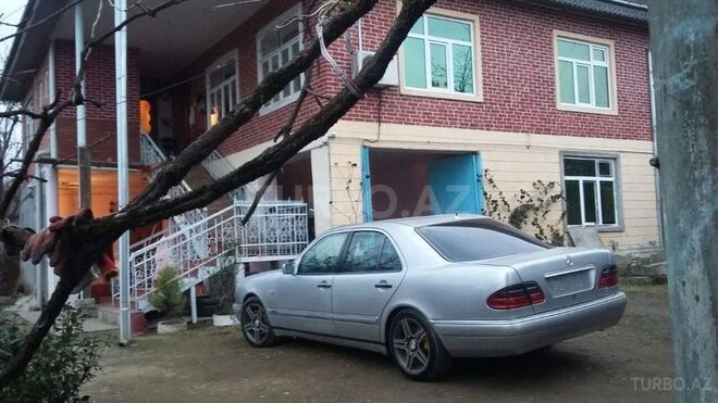 Mercedes E 300 1999, 235,632 km - 3.0 l - Bakı