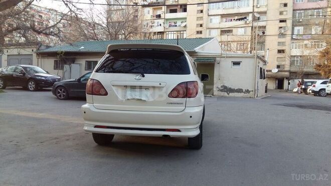 Toyota Harrier 2000, 170,000 km - 2.2 l - Bakı
