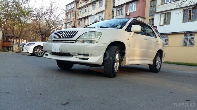 Toyota Harrier 2000, 170,000 km - 2.2 l - Bakı