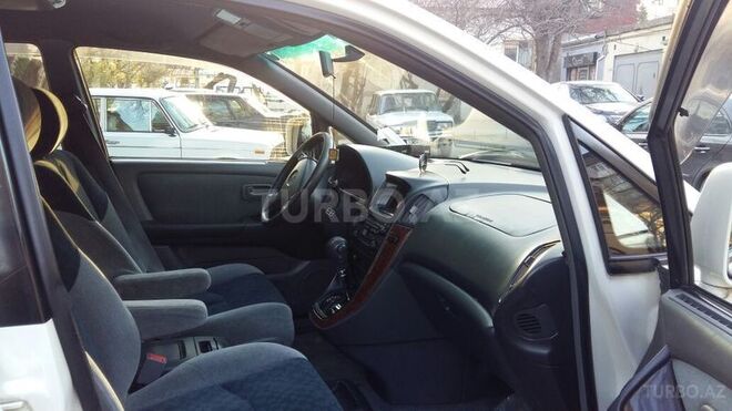 Toyota Harrier 2000, 170,000 km - 2.2 l - Bakı