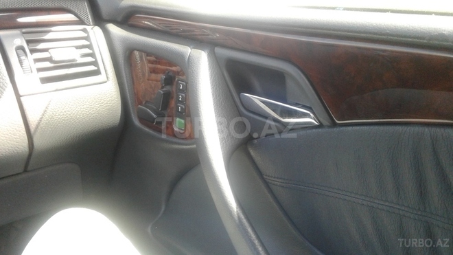 Mercedes E 270 2000, 249,000 km - 2.7 l - İmişli