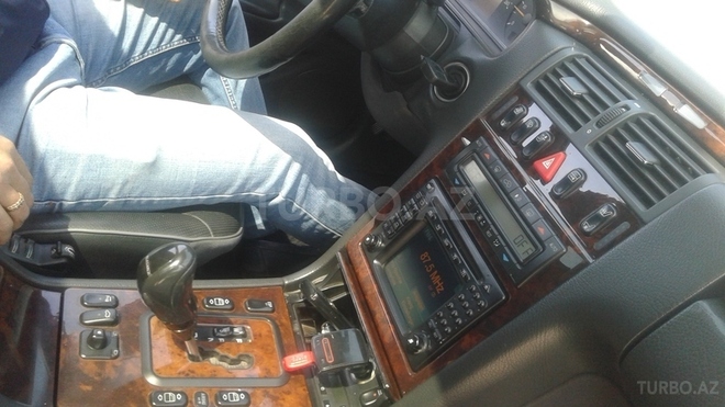Mercedes E 270 2000, 249,000 km - 2.7 l - İmişli