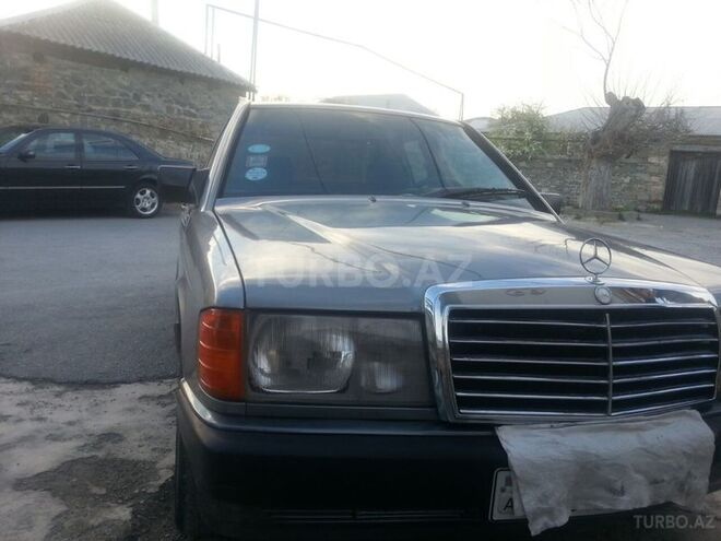 Mercedes 190 1991, 255,000 km - 2.0 l - Şəki