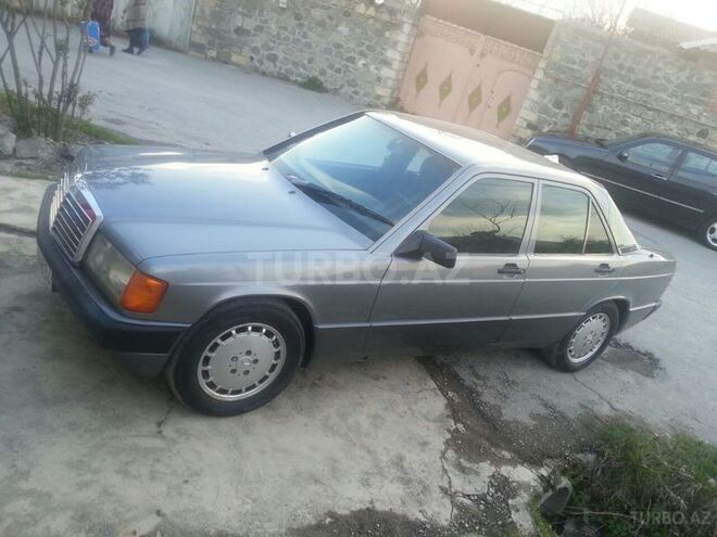 Mercedes 190 1991, 255,000 km - 2.0 l - Şəki