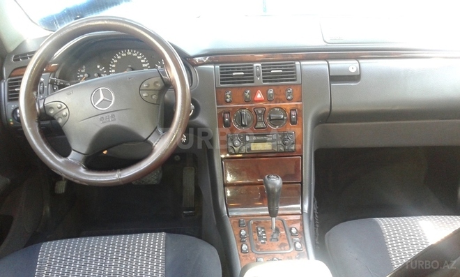 Mercedes E 200 2000, 216,276 km - 2.0 l - Bakı