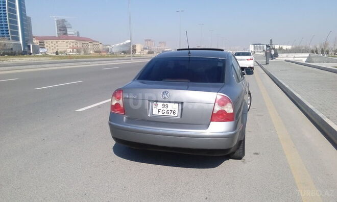 Volkswagen Passat 2003, 177,000 km - 1.8 l - Bakı