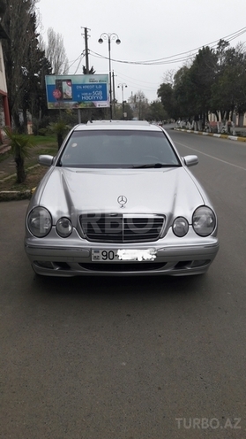 Mercedes E 240 2000, 250,000 km - 2.6 l - Lənkəran