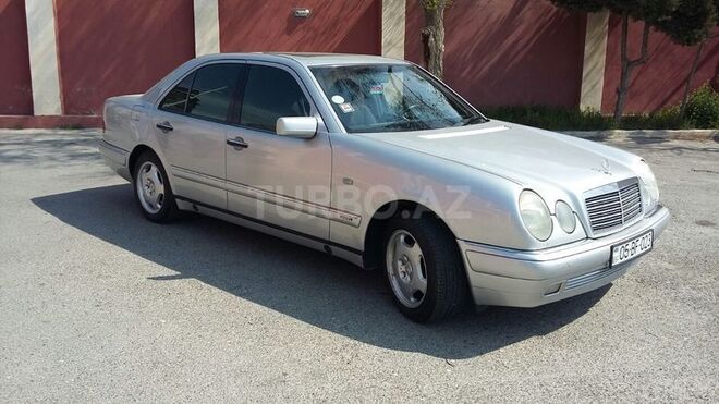 Mercedes E 200 1997, 330,000 km - 2.0 l - Bakı