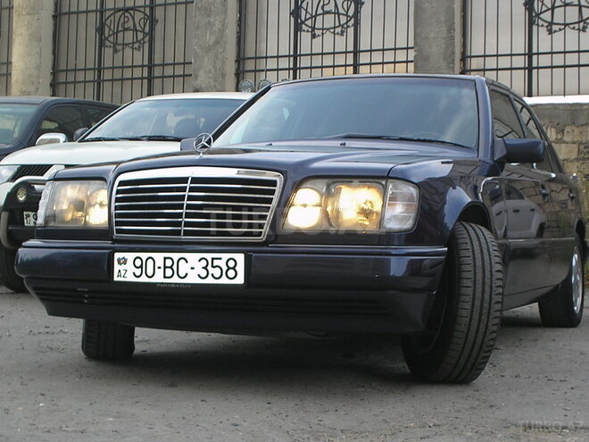 Mercedes E 220 1994, 315,000 km - 2.2 l - Bakı
