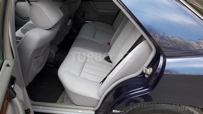 Mercedes E 220 1994, 315,000 km - 2.2 l - Bakı