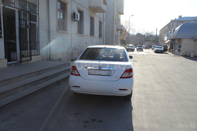 BYD F3 2012, 240,000 km - 1.5 л - Bakı