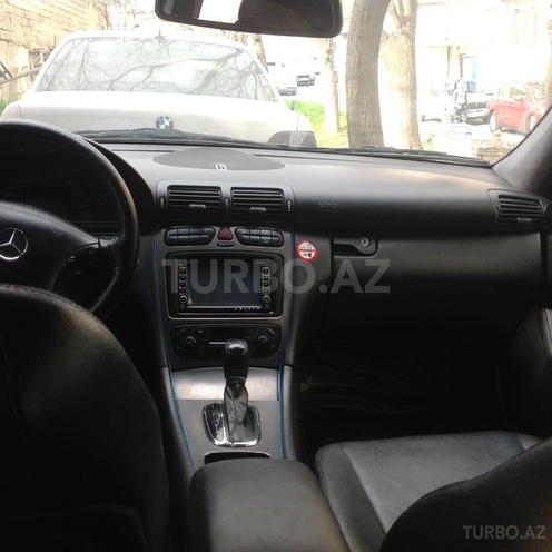 Mercedes C 220 2000, 404,000 km - 2.2 л - Bakı