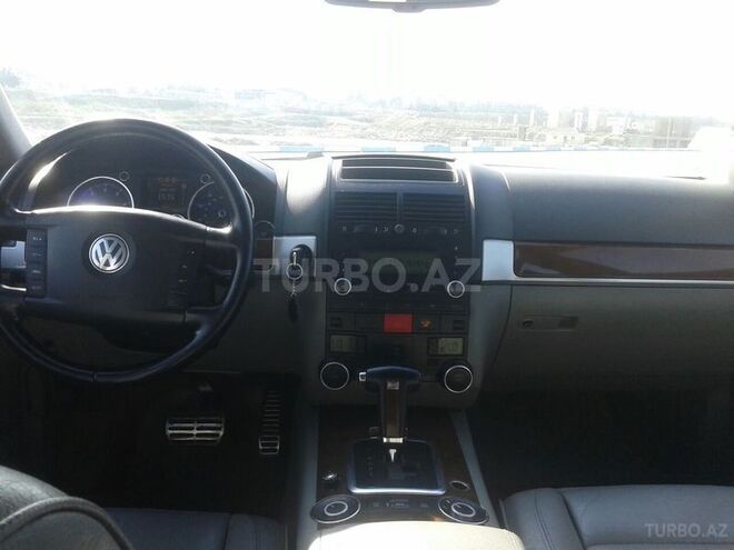 Volkswagen Touareg 2004, 252,000 km - 4.2 l - Sumqayıt