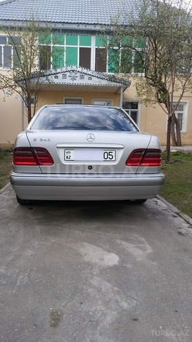 Mercedes E 240 1998, 265,000 km - 2.4 l - Oğuz
