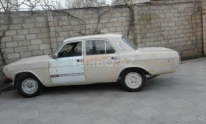 GAZ 24 1988, 338,000 km - 2.4 l - Bakı