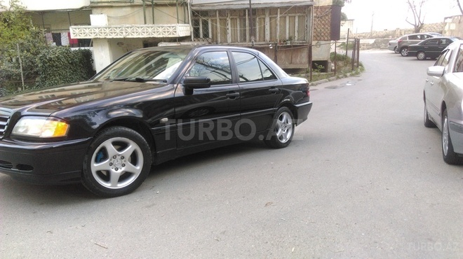 Mercedes C 200 1999, 175,858 km - 2.0 l - Bakı