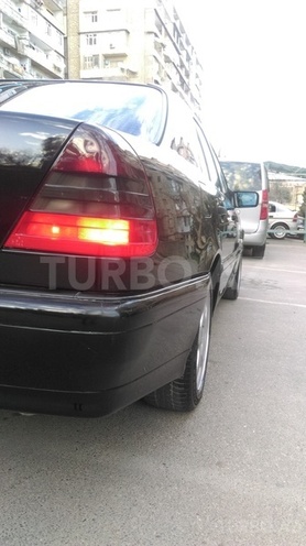 Mercedes C 200 1999, 175,858 km - 2.0 l - Bakı