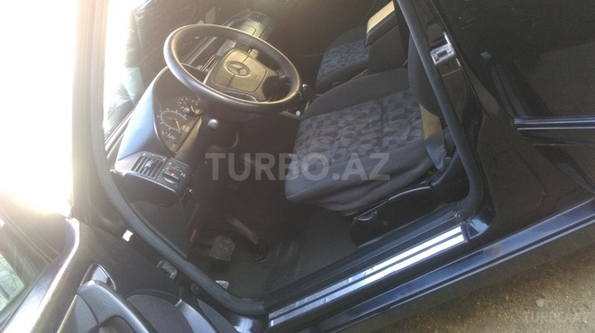 Mercedes C 200 1999, 175,858 km - 2.0 l - Bakı
