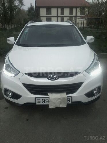 Hyundai ix35 2014, 70,000 km - 2.0 l - Yevlax