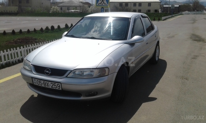 Opel Vectra 1996, 221,000 km - 1.8 l - Ağstafa