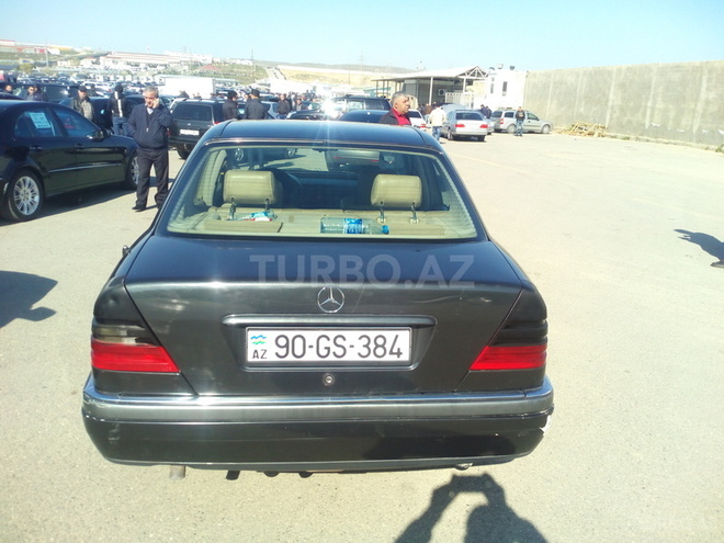 Mercedes C 180 1995, 404,000 km - 1.8 л - Bakı