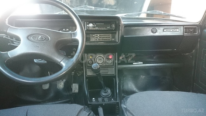 LADA (VAZ) 2107 2003, 190,000 km - 1.6 л - Ucar