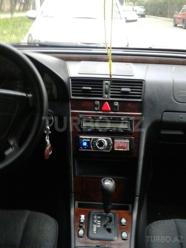 Mercedes C 180 1997, 285,000 km - 1.8 l - Mingəçevir