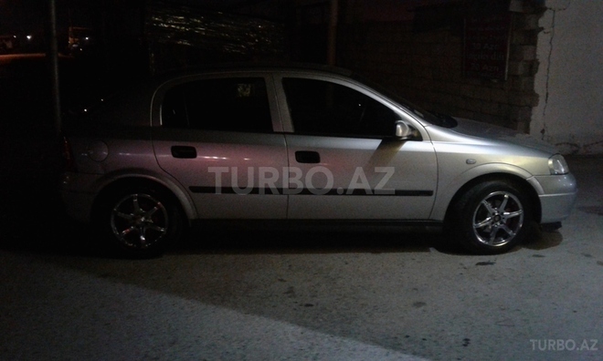 Opel Astra 2002, 101 km - 0.2 l - Bakı