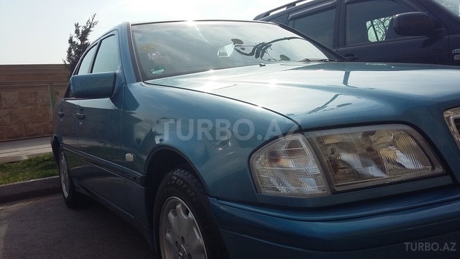 Mercedes C 180 1999, 255,000 km - 1.8 l - Bakı