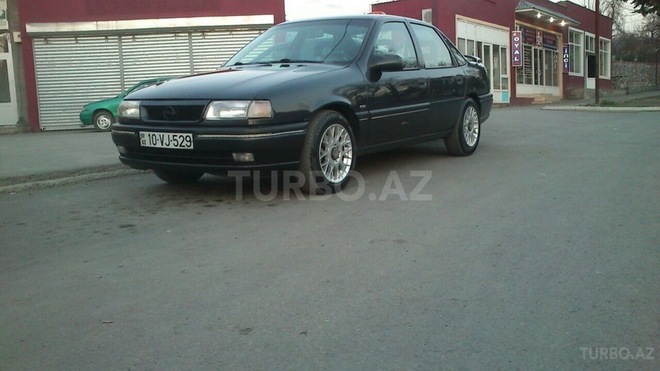Opel Vectra 1994, 299,710 km - 2.0 л - Bakı