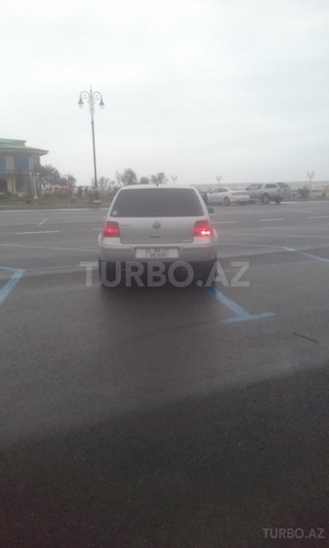 Volkswagen Golf 2001, 130,000 km - 2.0 l - Sumqayıt