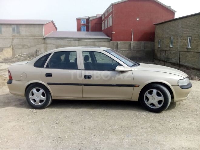 Opel Vectra 1997, 237,000 km - 1.6 l - Bakı